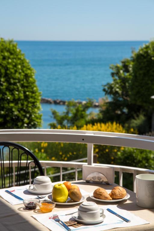 Hotel Adler Gabicce Mare Dış mekan fotoğraf