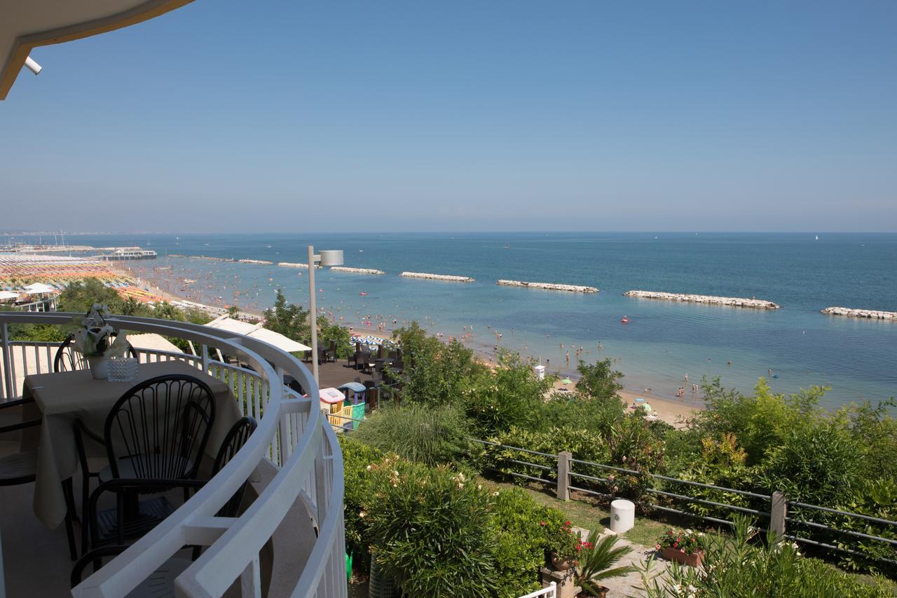 Hotel Adler Gabicce Mare Dış mekan fotoğraf